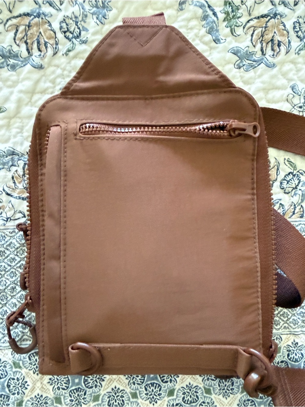 BEIS Brown Crossbody Sling Pack - Picture 4 of 5